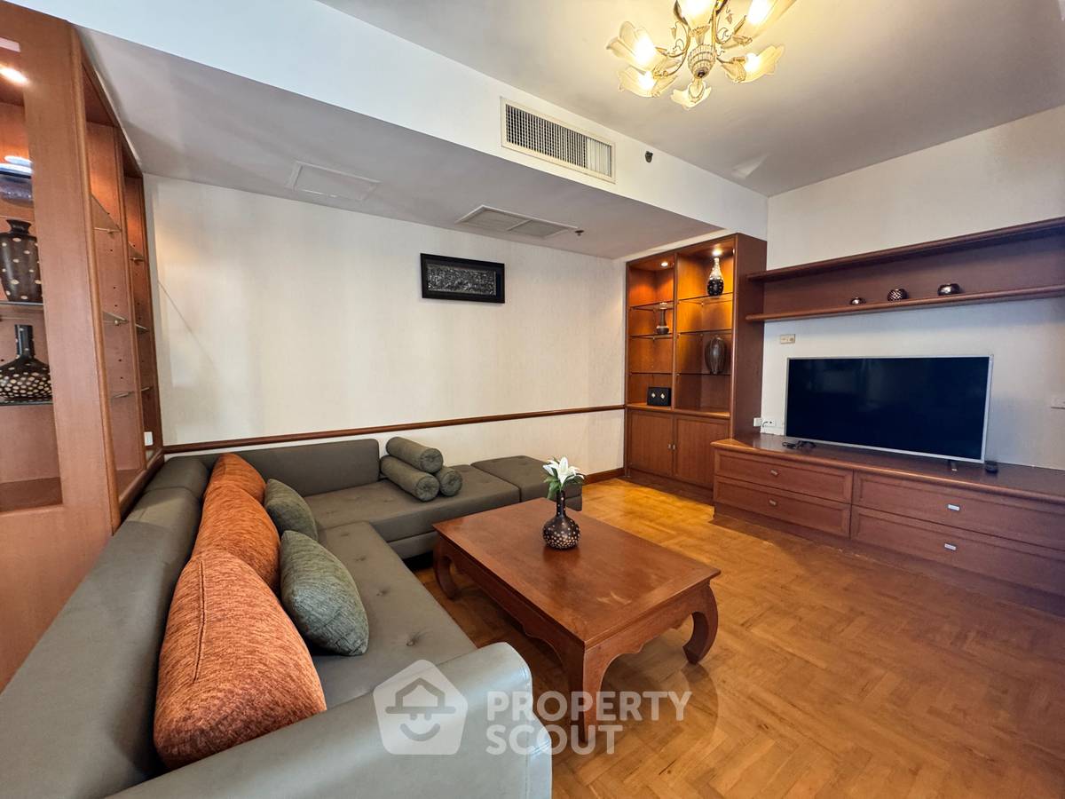 รูป คอนโด 2-ห้องนอน ที่ หลังสวน วิลล์ คอนโดมิเนียม ใกล้ BTS ราชดำริ (ID 2026089) - รูปที่ 4/31