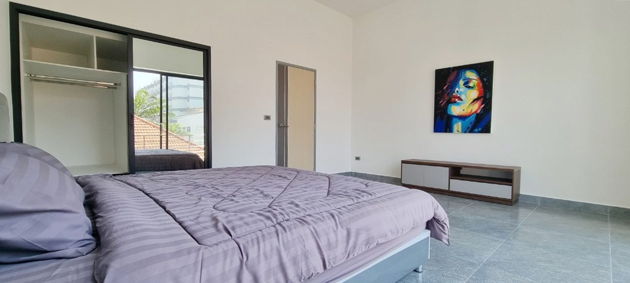 picture Pool Villa in Pratumnak 6 Beds for Sale - 14/22