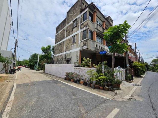 รูป ขายที่ดิน ซอยติวานนท์24 แยก11 ถมแล้วบางส่วน ใกล้สถานีรถไฟฟ้าแคราย - รูปที่ 3/7