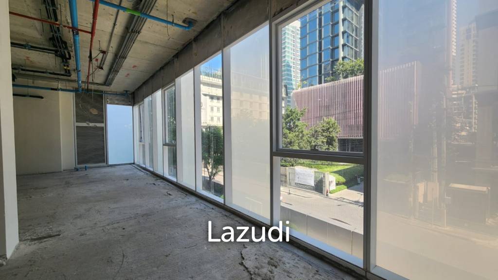 รูป Retail Space in The Strand Thonglor Bangkok - รูปที่ 2/9