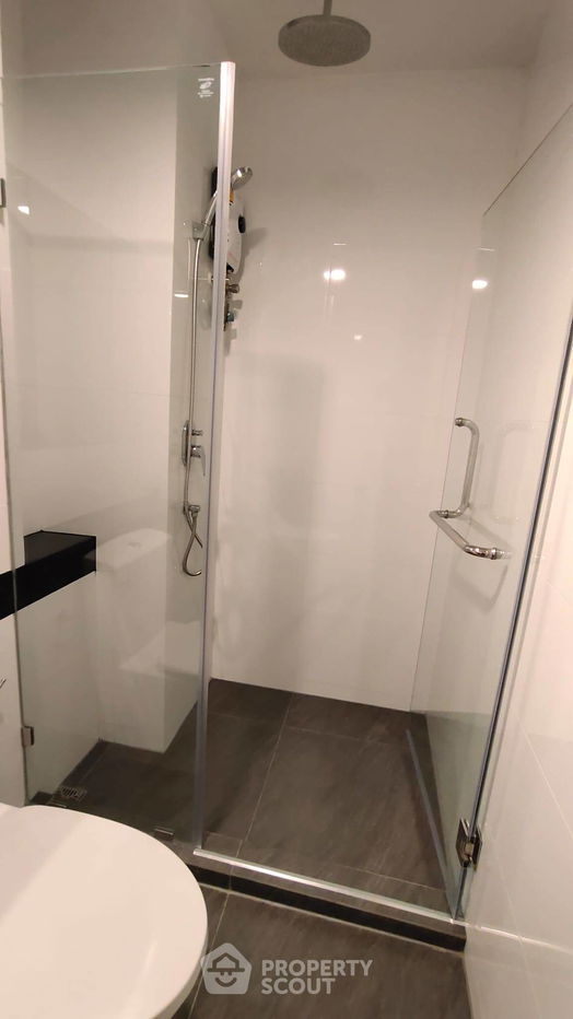 picture 1-BR Condo at Knights Bridge Space Rama 9 near MRT Phra Ram 9 (ID 2460460) - 27/27