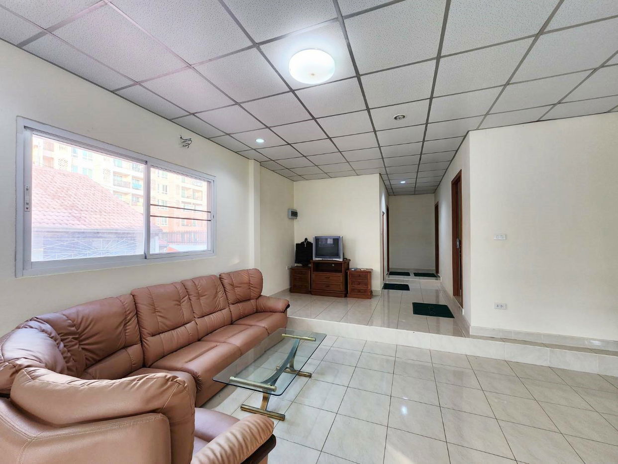 รูป ขายบ้านเดี่ยว 7 ห้องนอน จอมเทียน - รูปที่ 3/12