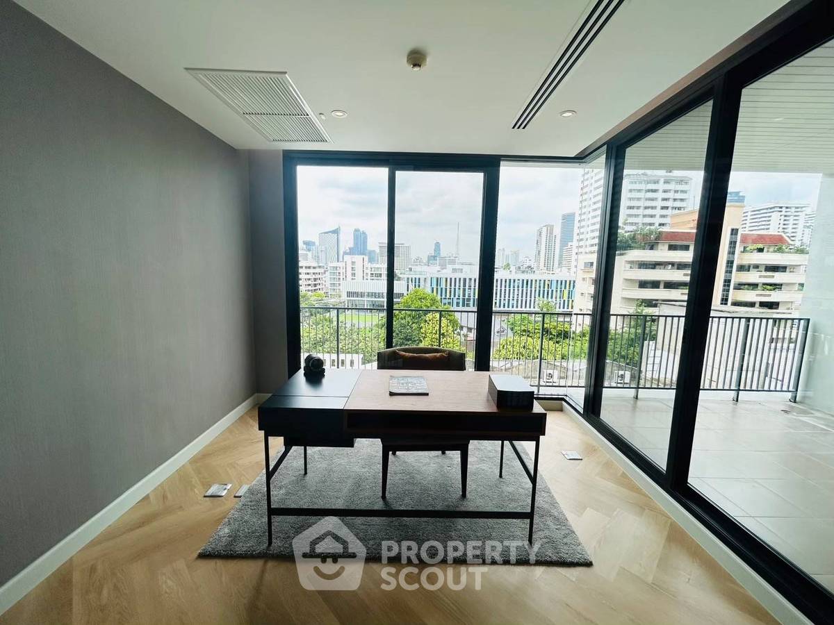picture 4-BR Condo at Raveevan Suites near MRT Sukhumvit (ID 2050739) - 8/12