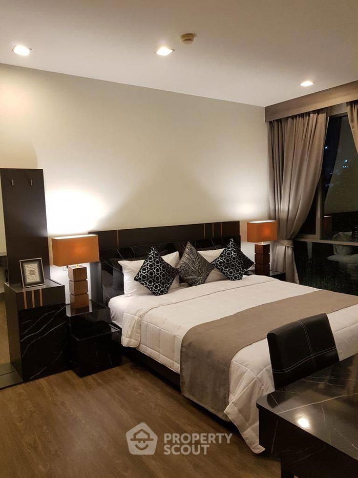 รูป คอนโด 2-ห้องนอน ที่ ทราเพโซ สุขุมวิท 16 ใกล้ MRT ศูนย์การประชุมแห่งชาติสิริกิติ์ (ID 1816071) - รูปที่ 2/16