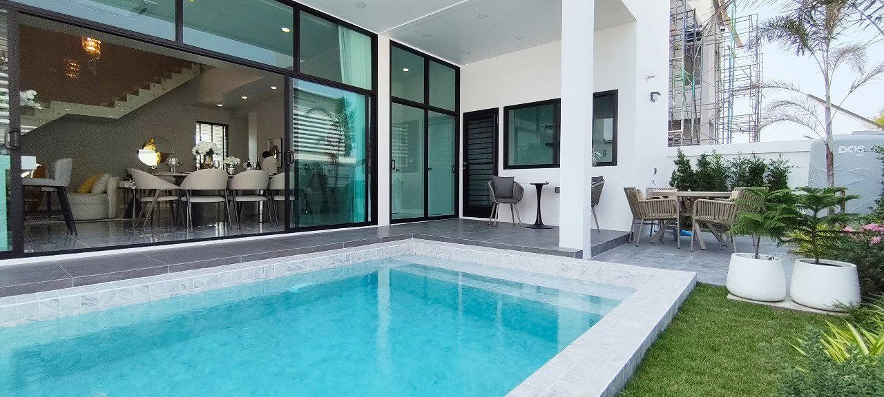picture Luxury Pool Villa for Sale in Huay Yai - 4/26