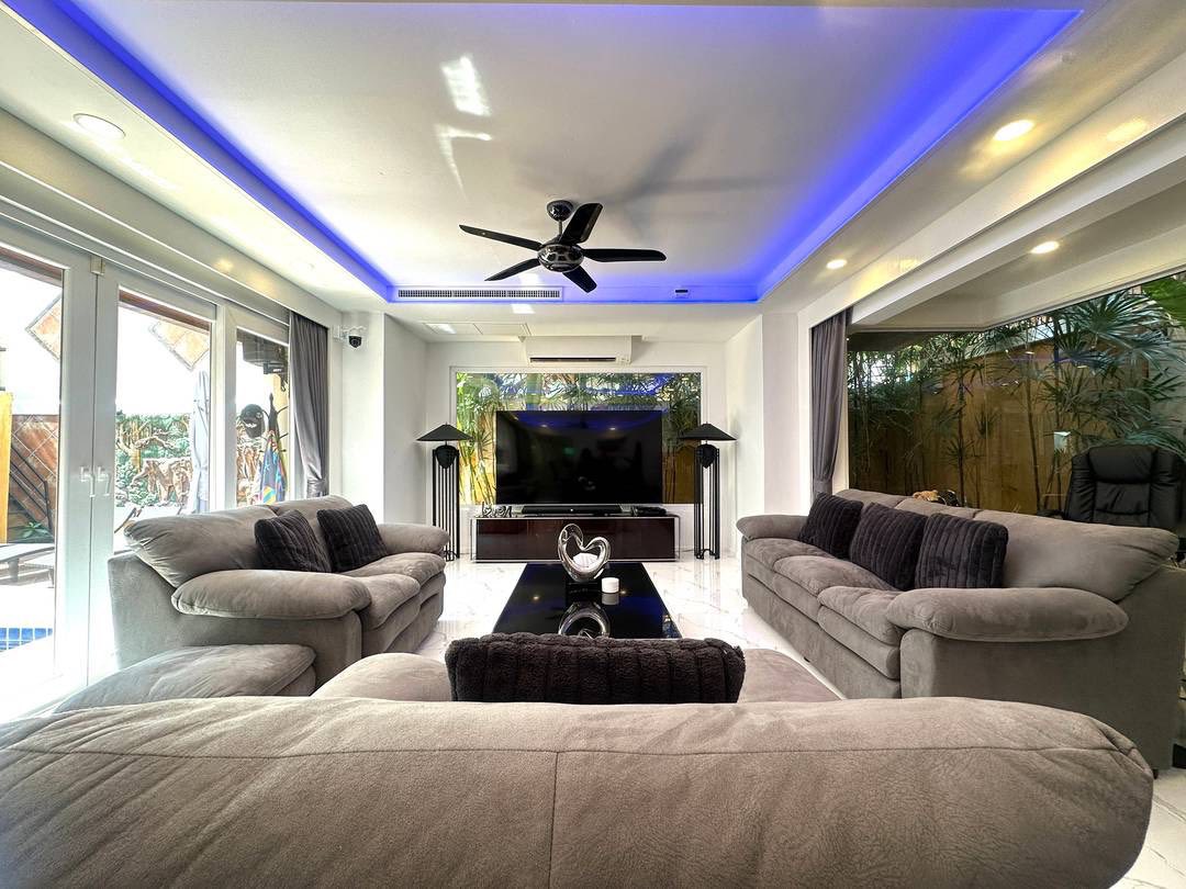 picture Luxury Pool Villa for Sale – South Pattaya - 5/16