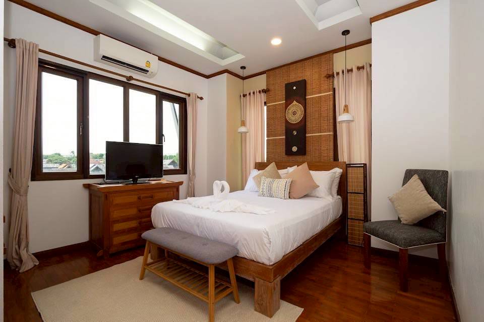 picture Thai-Modern Style Pool Villa for Rent – Huay Yai, Pattaya - 18/24