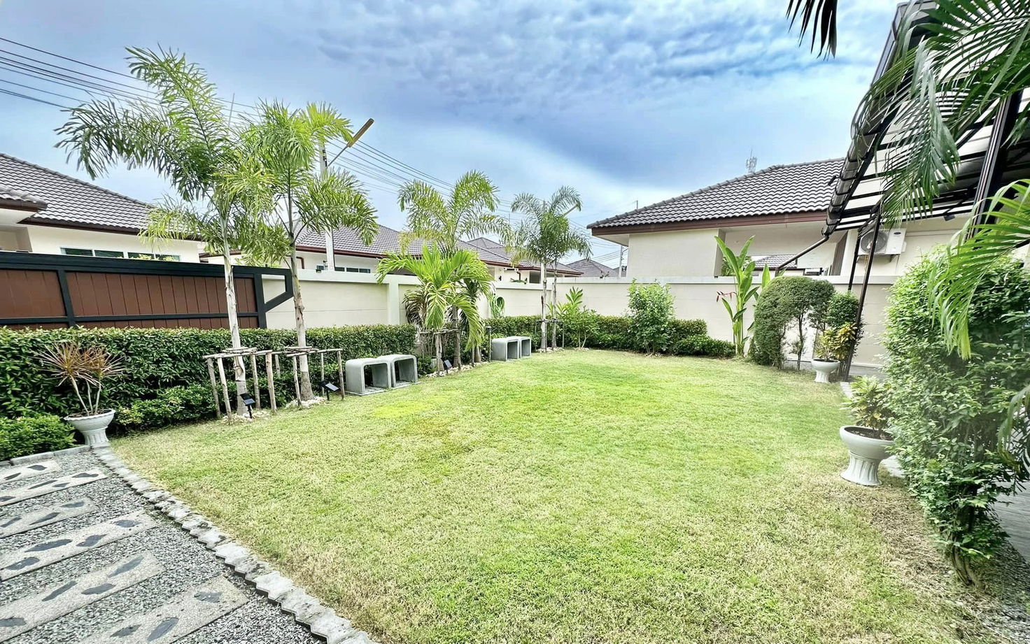 รูป ขายพูลวิลล่า 6 ห้องนอน ห้วยใหญ่ - รูปที่ 12/16