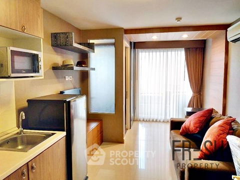 1-BR Condo at The Clover Thonglor Residence near BTS Thong Lor (ID 888037)