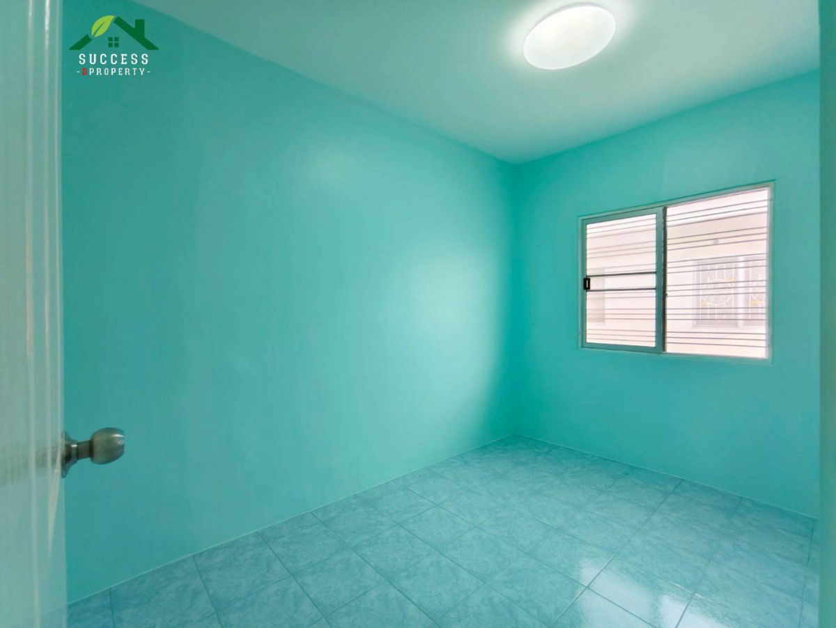 รูป ขายทาวน์เฮ้าส์ รีโนเวทแล้ว ม.พฤกษา 47 ศรีนครินทร์-หนามแเดง หลังริมโซนหน้าโตรงการ สภาพบ้านพร้อมอยู่ ใกล้ทางด่วน 5 นาที ใกล้รถไฟฟ้า BTS แพรกษา 15 นาที - รูปที่ 18/19