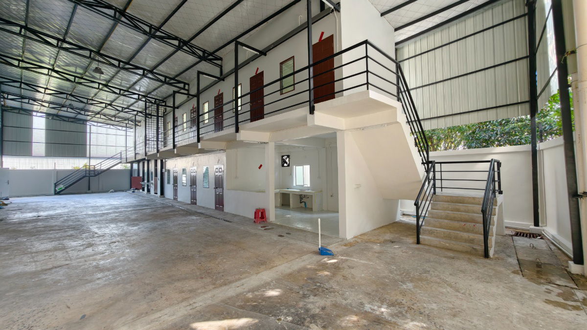 รูป ให้เช่าโกดัง บางพลับ 3 ชัยพฤกษ์-ราชพฤกษ์ ขนาด 2 ไร่ พื้นที่ใช้สอยเต็มพื้นที่ 3600 ตรม. ขนาดพื้นที่ใช้สอยตัวโกดัง 2200 ตรม พร้อมบ้านพักคนงาน 11 ห้อง - รูปที่ 9/28