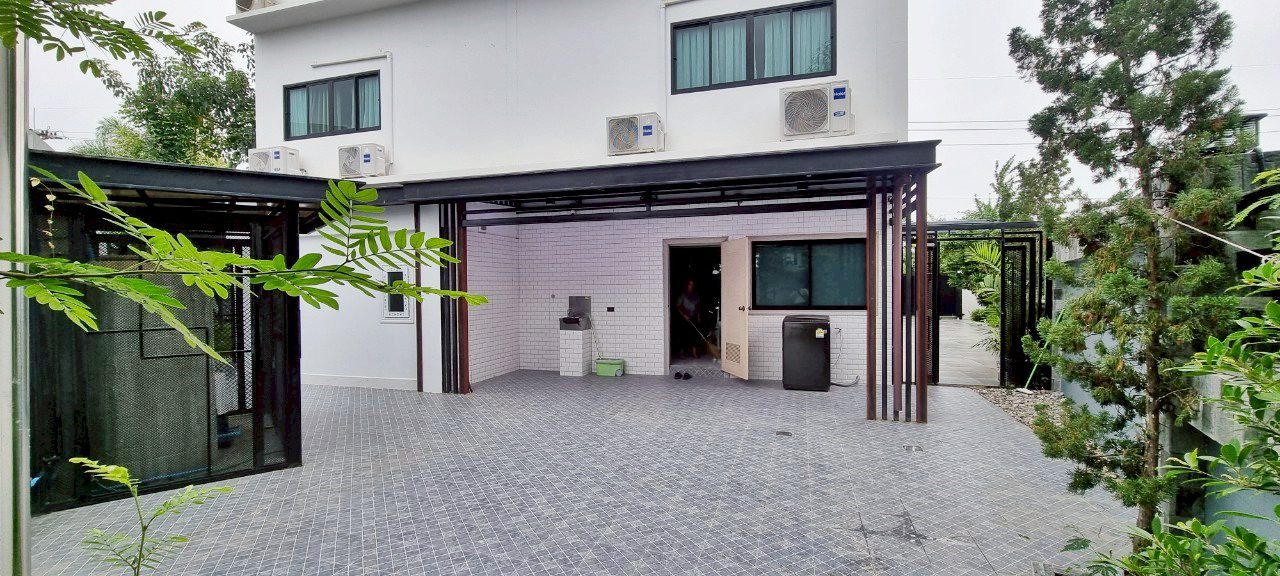 picture 6 Bedrooms House for Sale in Mabprachan - 5/25