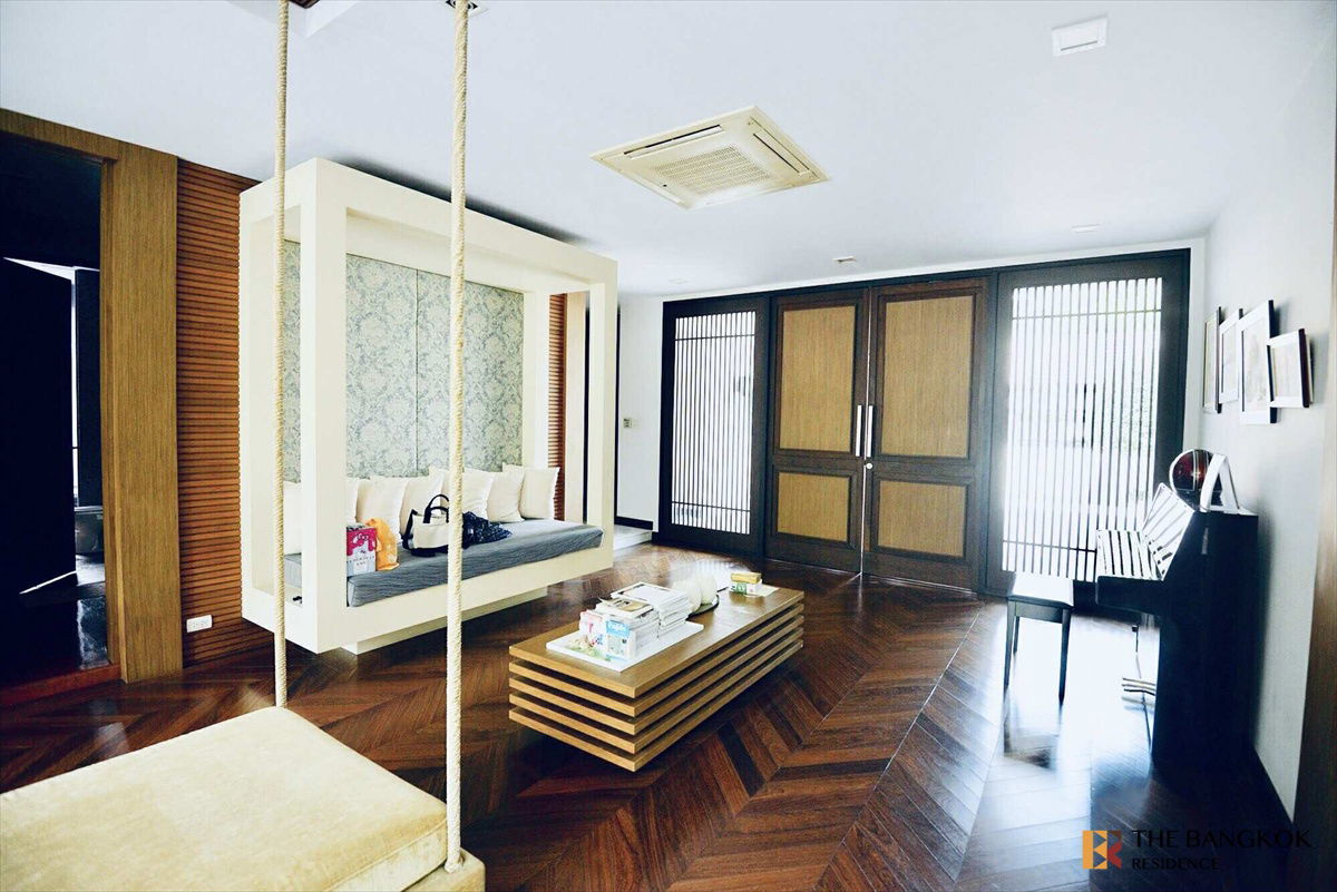 picture Private Nirvana Ladprao, very good location, opposite The Crystal. - 4/12