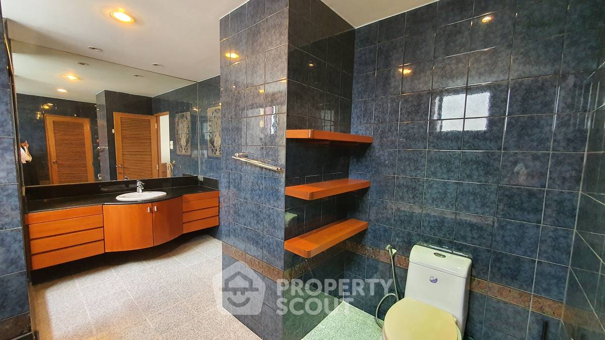 รูป คอนโด 3-ห้องนอน ที่ เดอะ ฮาบิแทต สุขุมวิท 53 คอนโดมิเนียม ใกล้ BTS ทองหล่อ (ID 824503) - รูปที่ 17/26