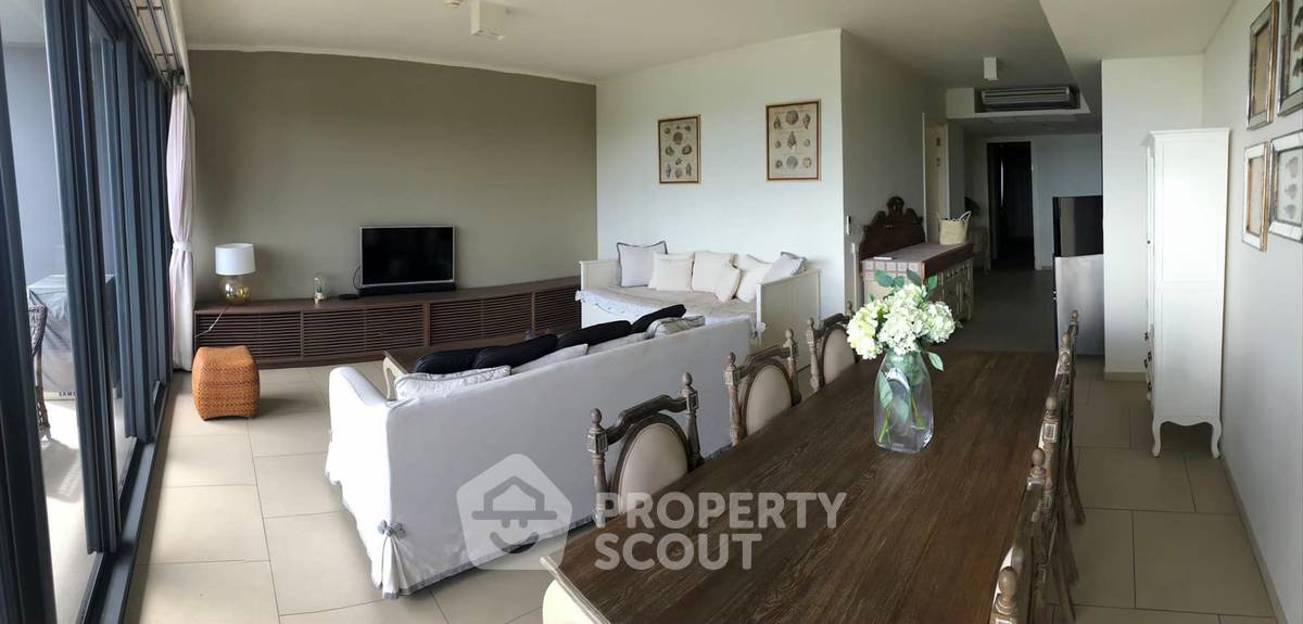 picture 2-BR Condo at Zire Wongamat close to Wong Amat (ID 1858444) - 4/12