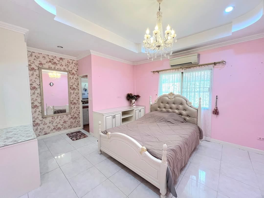 picture 3 Bedroom House in Nong Pla Lai - 8/13