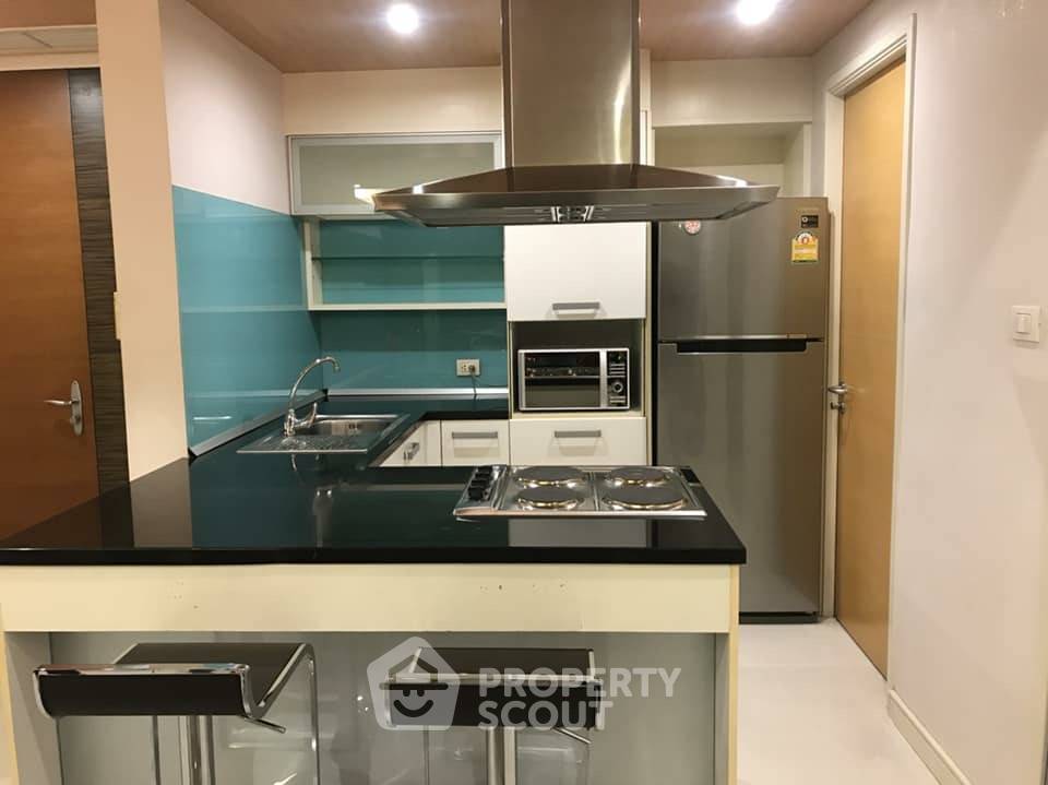 picture 2-BR Condo at Fullerton Sukhumvit near BTS Ekkamai (ID 512767) - 2/13