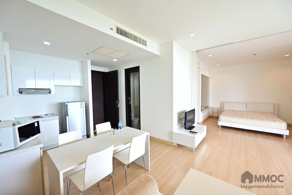 รูป 🌊✨ขายด่วน! คอนโดหรูติดทะเล... วิวพาโนรามา 180° ที่ "ภูผาธารา" ระยอง ✨🌊 ที่สุดแห่งการพักผ่อนบนหาดส่วนตัวยาว 480 เมตร แหลมแม่พิมพ์ - รูปที่ 2/13