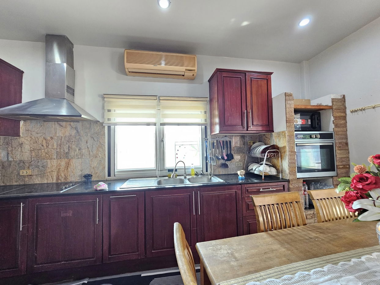 รูป วิลล่าพูล 3 ห้องนอนให้เช่าในพัทยาตะวันออก - รูปที่ 5/18