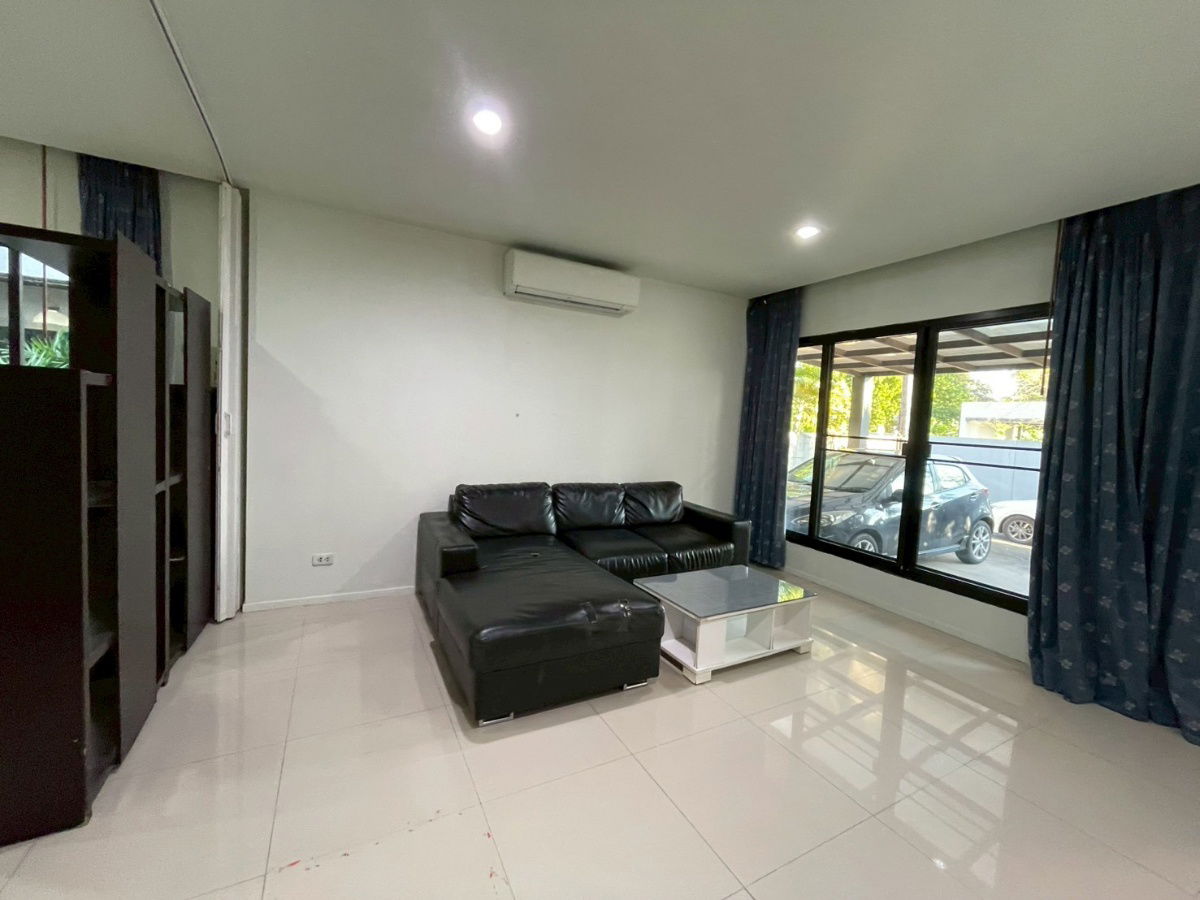 รูป ให้เช่าบ้านเดี่ยวสองชั้น  2 ห้องนอน 3 ห้องน้ำ 1  ห้องครัว  1  ที่จอดรถ - รูปที่ 4/24