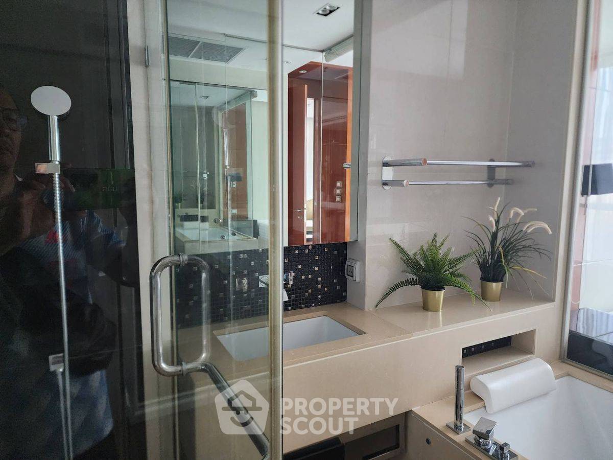 picture 1-BR Condo at The Address Sukhumvit 28 near BTS Phrom Phong (ID 2289220) - 11/11