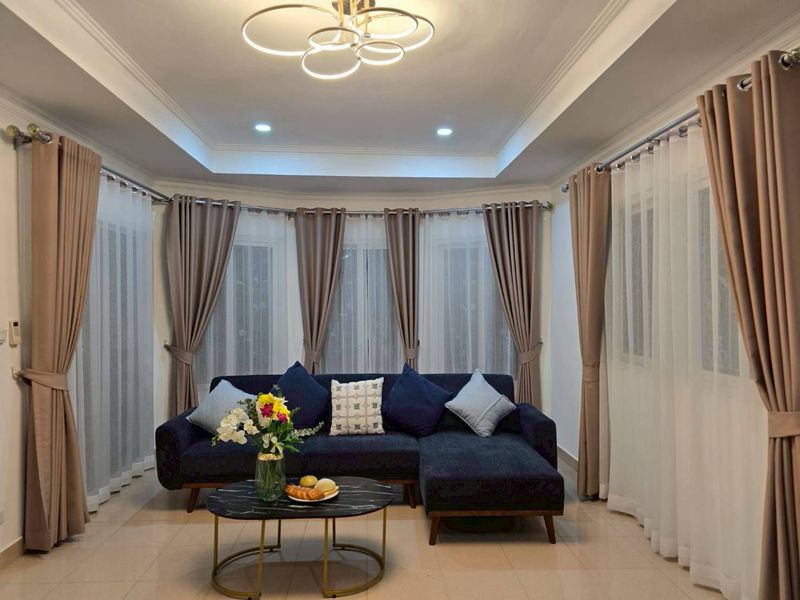 รูป บ้านเดี่ยวสไตล์โมเดิร์น 2 ห้องนอน ให้เช่า ที่เขาน้อย พัทยา - รูปที่ 2/10