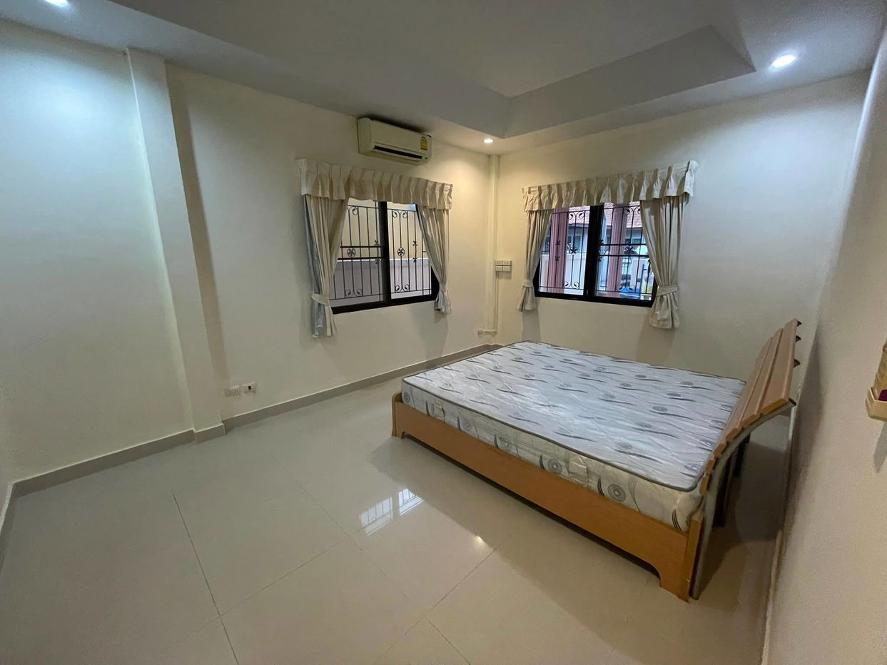 รูป ขายบ้านเดี่ยว 2 ห้องนอน ที่เทพประสิทธิ์ พัทยา - รูปที่ 8/12