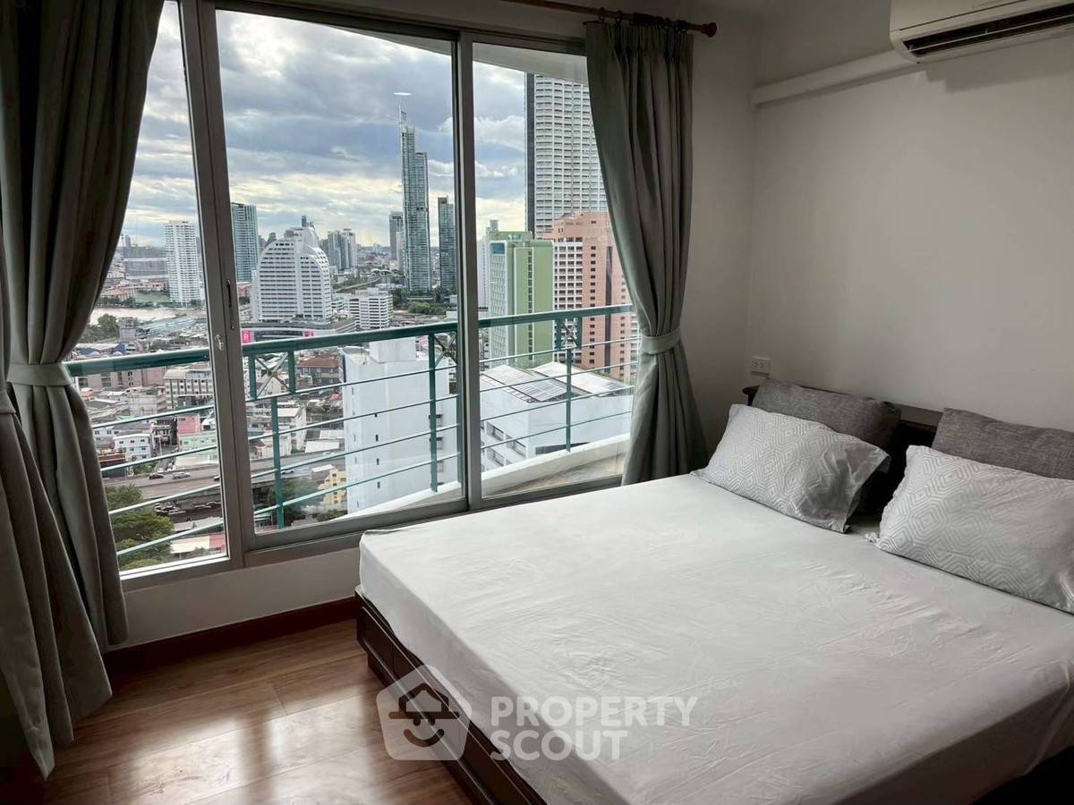 picture 2-BR Condo at Sathorn House Condominium near BTS Surasak (ID 2455938) - 7/11
