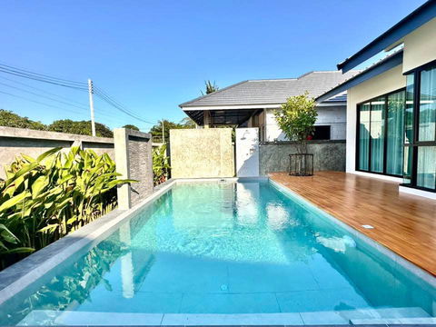 ขายพูลวิลล่า 4 ห้องนอน ในห้วยใหญ่