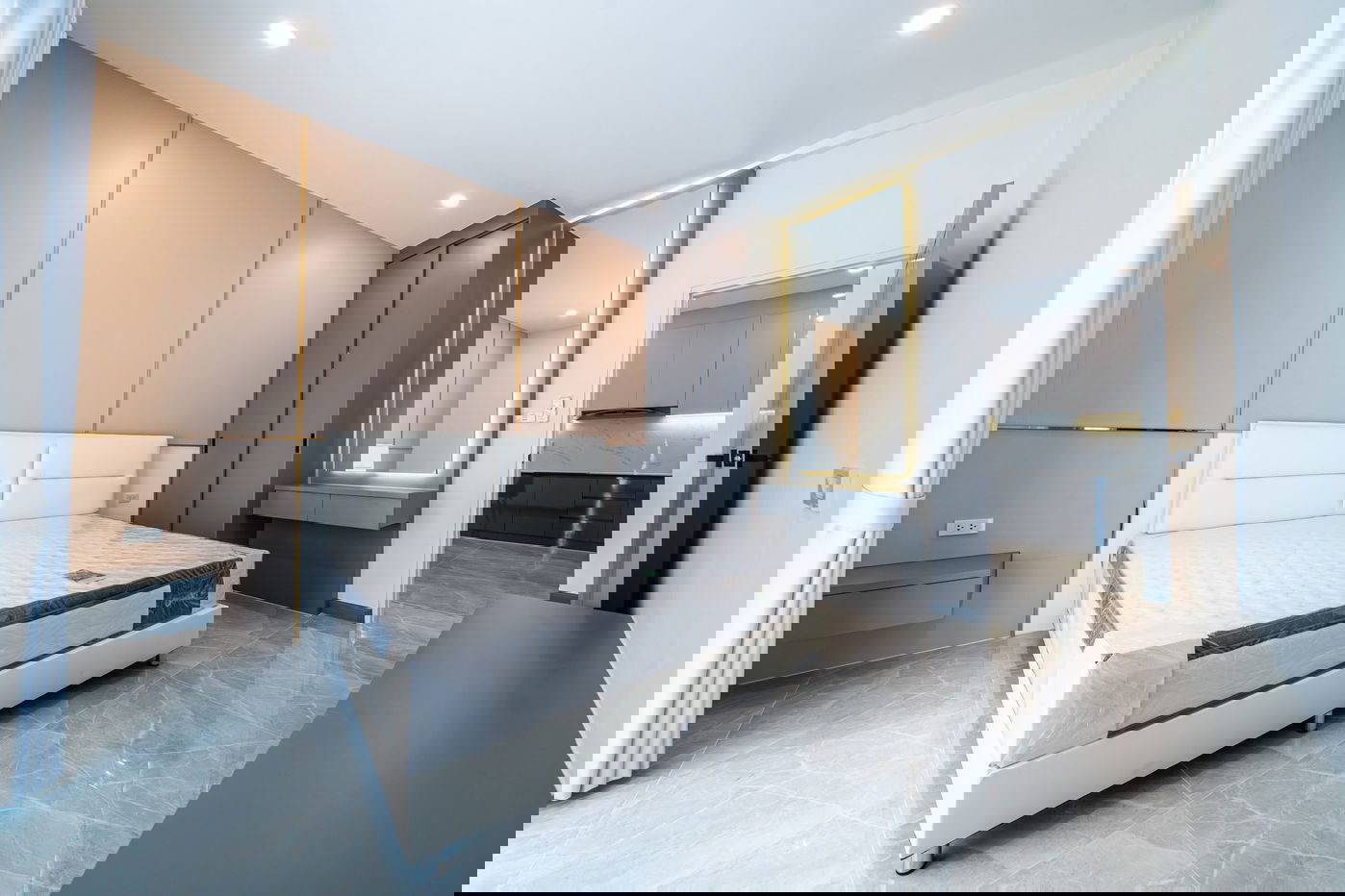 รูป Luxury 5-Bedroom Pool Villa for Sale in Jomtien - รูปที่ 11/15