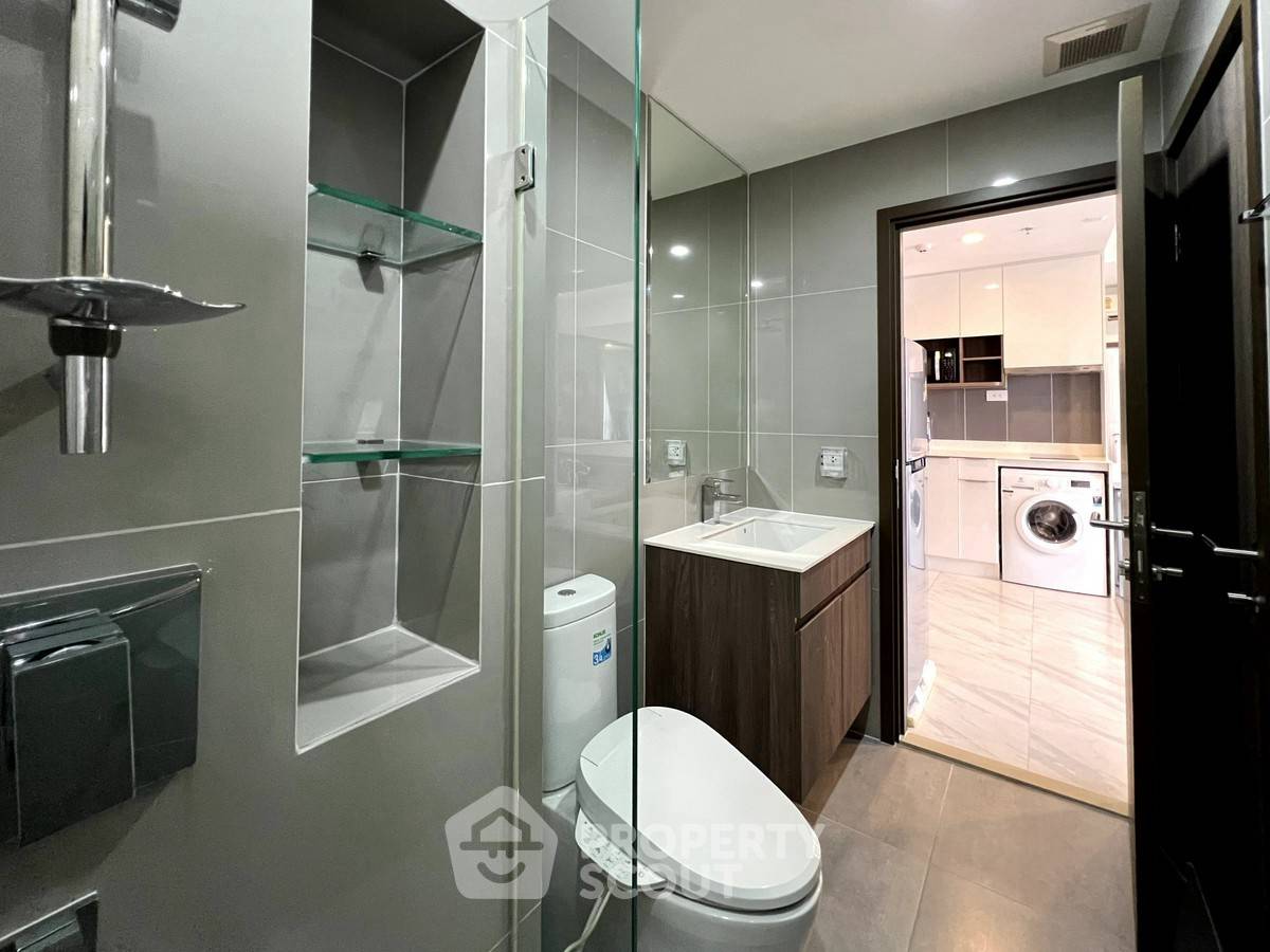 picture 1-BR Condo at Ideo Mobi Asoke near MRT Phetchaburi (ID 2463757) - 11/15