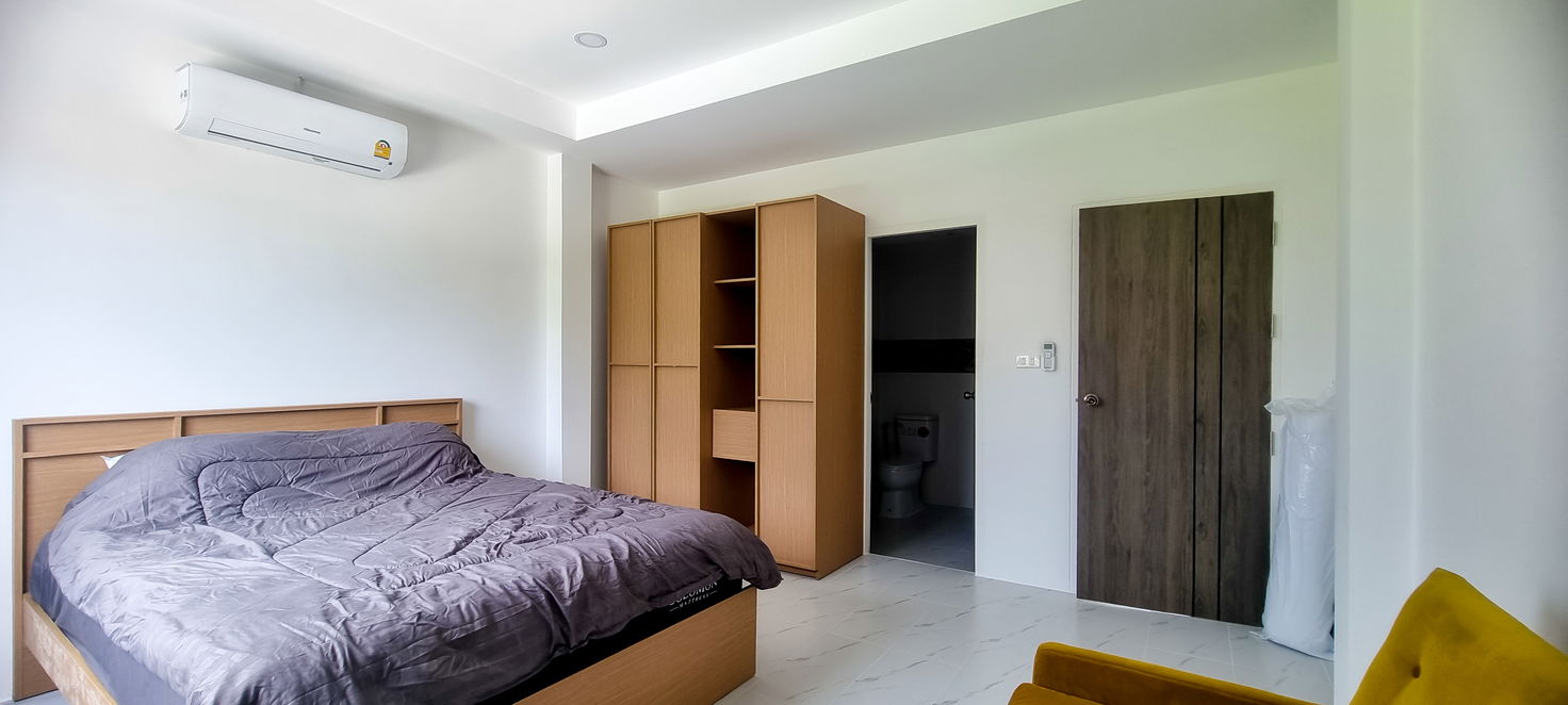 picture Pool Villa for Sale 3 Storeys 4 Bedrooms in Bang Saray - 10/18