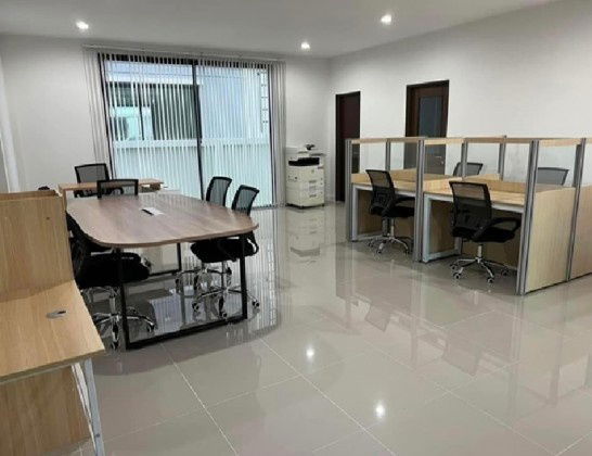 รูป อาคารสำนักงาน 4 ชั้น โครงการเดอะเบส ซอยกิ่งแก้ว 19 - รูปที่ 13/16