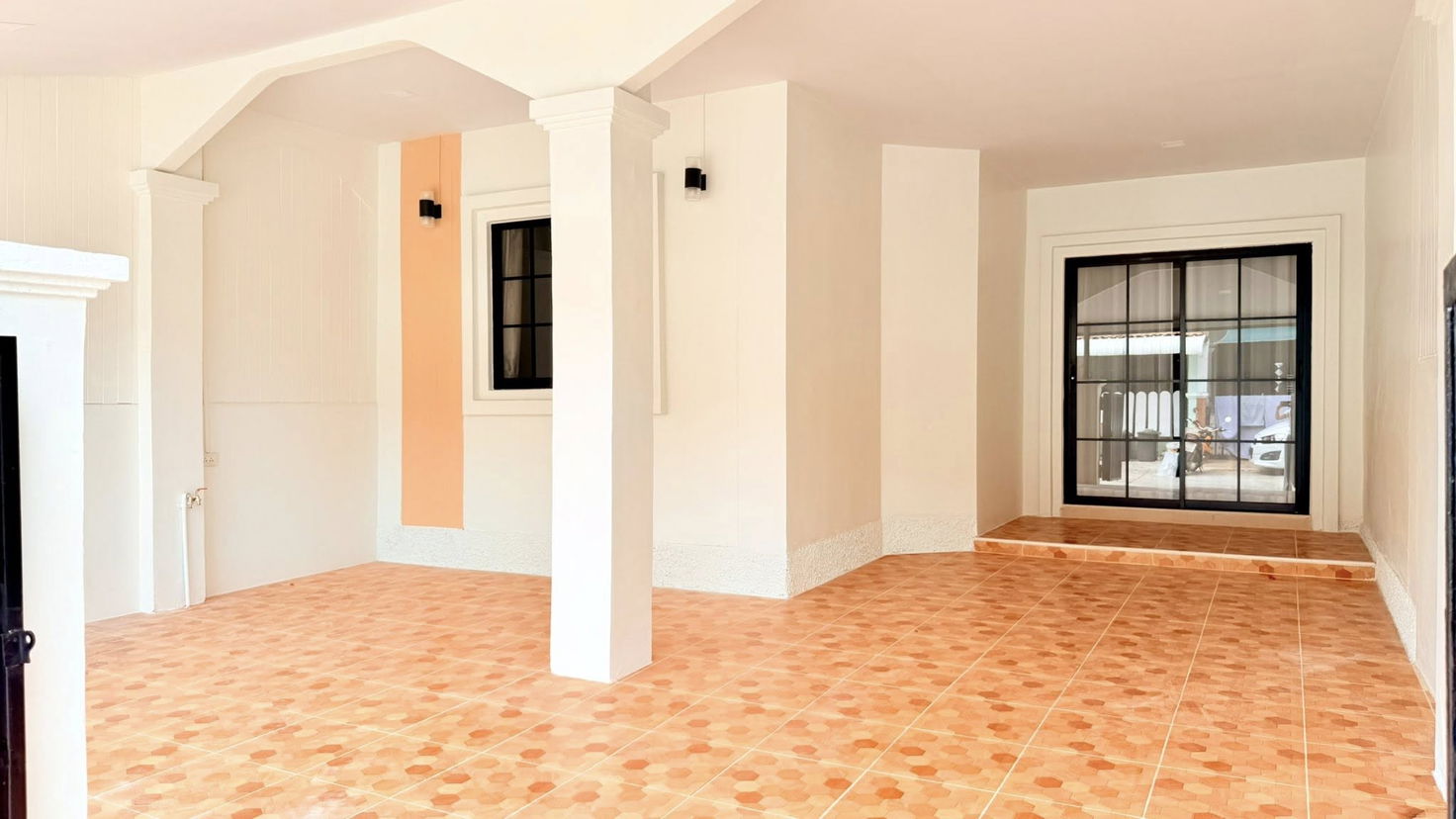 รูป ขายทาวน์เฮ้าส์ชั้นเดียว – เขาน้อย พัทยาตะวันออก - รูปที่ 2/16