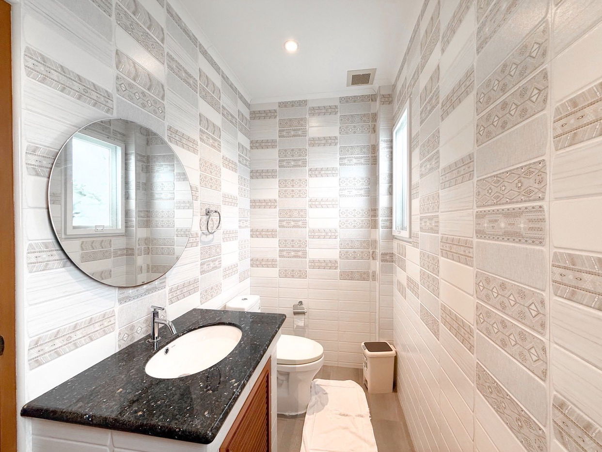 picture Luxury House for Sale in Bang Saray - 15/16