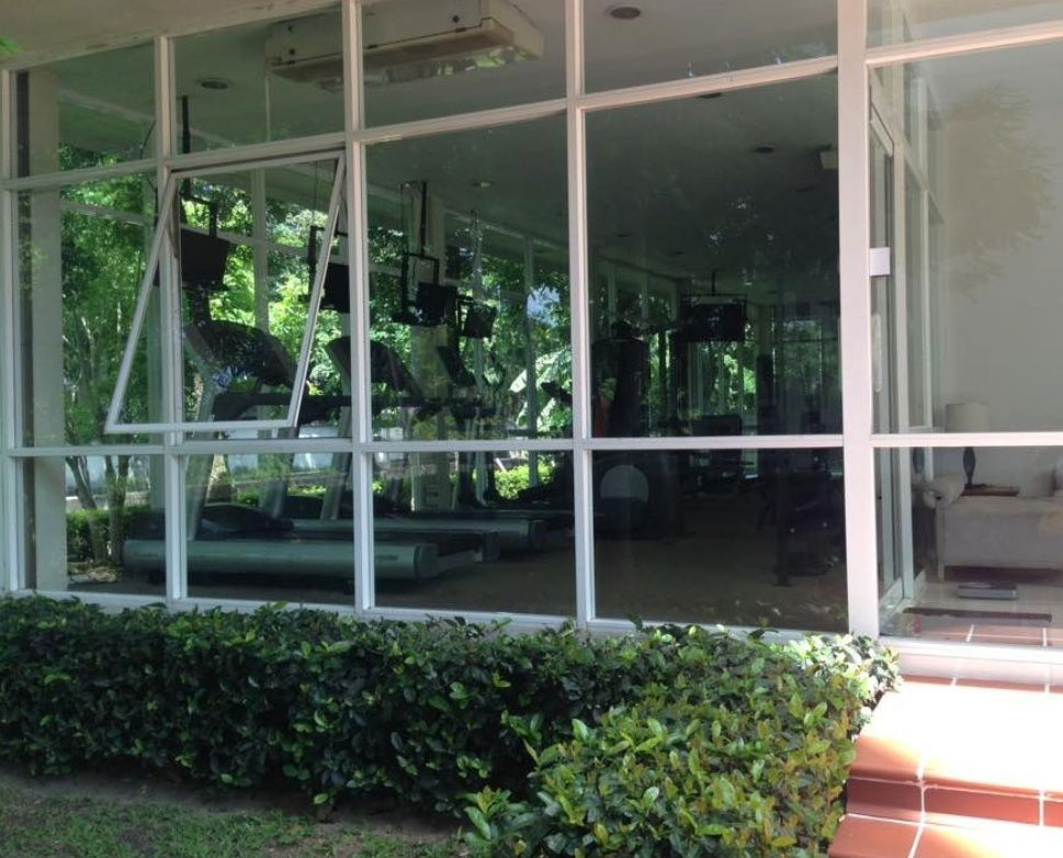 รูป ให้เช่าคอนโด studio ขนาด 28 ตารางเมตร i-House (พระราม 9 – เอกมัย) คอนโดพร้อมอยู่ เฟอร์นิเจอร์และเครื่องใช้ไฟฟ้าครบ สะอาด ปลอดภัย - รูปที่ 7/8