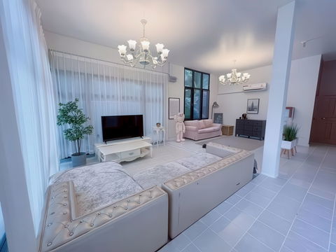 Modern Single House for Sale in Huay Yai