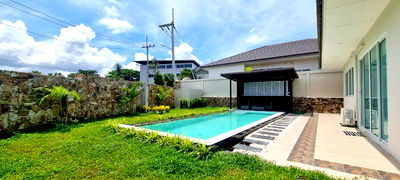 บ้านเดี่ยว วิทยาลัยเทคนิคสัตหีบ : ขายพูลวิลล่า 3 ห้องนอน ใน ห้วยใหญ่