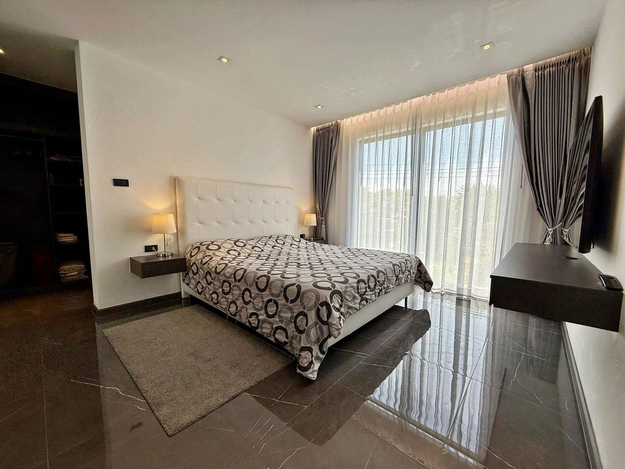 รูป ขายพูลวิลล่า 3 ห้องนอน สไตล์โมเดิร์น ในห้วยใหญ่ - รูปที่ 9/18