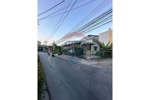รูป [920021007-296] Land with 2 Houses for Sale - Prime Location in Phra Khanong - รูปที่ 36/44