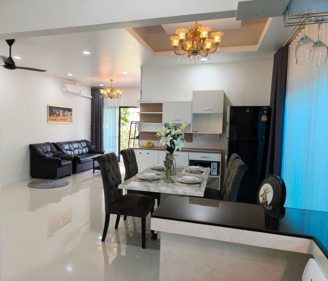 picture 2 Bedrooms House in Na Jomtien for Sale - 5/6