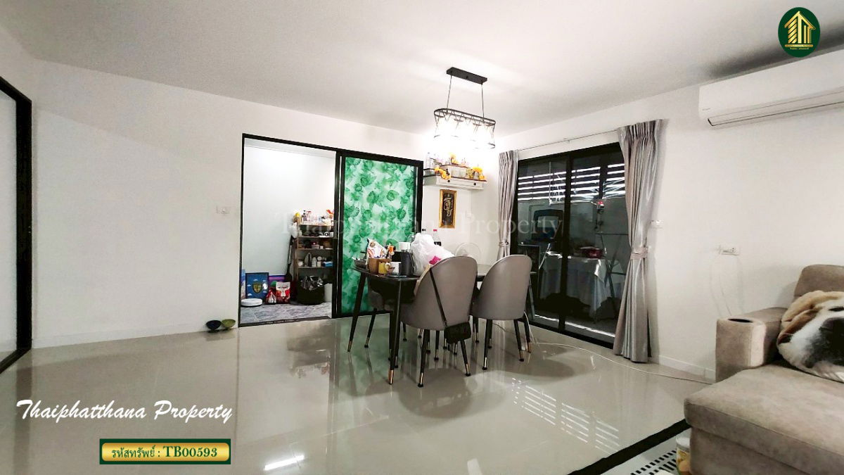 รูป บ้านพฤกษา ศรีนครินทร์-บางนา หลังมุม ต่อเติมตกแต่งเฟอร์นิเจอร์พร้อมเข้าอยู่ - รูปที่ 4/15