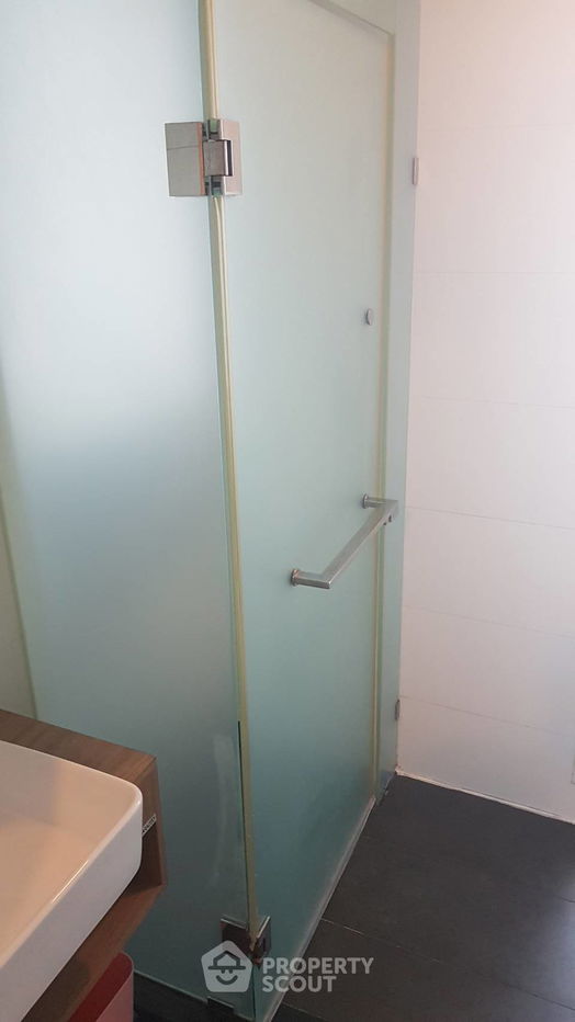 picture 1-BR Condo at A Space ID Asoke Ratchada near MRT Phra Ram 9 (ID 1411104) - 4/17
