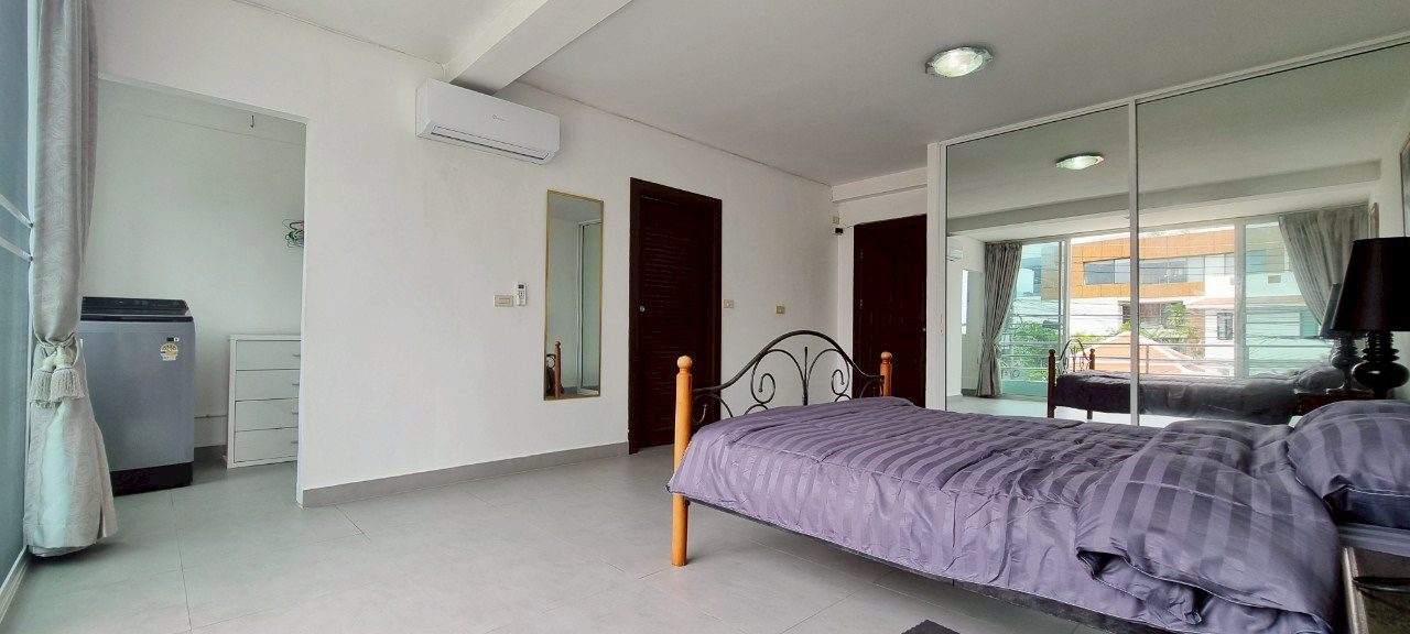 รูป บ้าน 4 ห้องนอนให้เช่าในจอมเทียน - รูปที่ 14/24