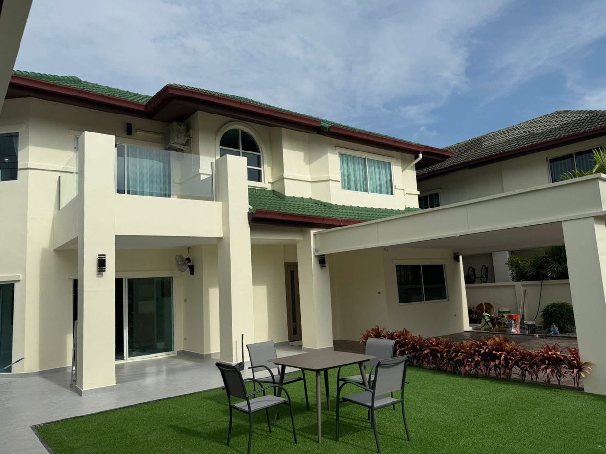 รูป ให้เช่าพูลวิลล่ากว้างขวาง – สยามคันทรีคลับ พัทยา - รูปที่ 3/18