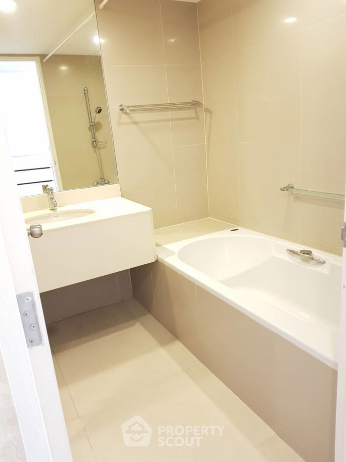 รูป คอนโด 1-ห้องนอน ที่ เดอะ เทรนดี้ คอนโดมิเนียม ใกล้ BTS นานา (ID 515540) - รูปที่ 3/7