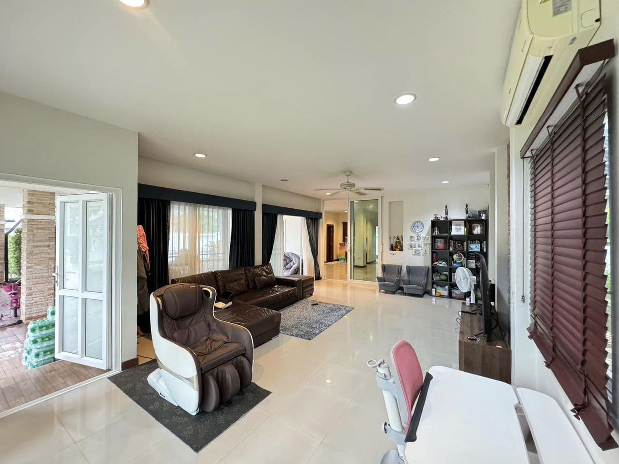 picture Single House for Sale in East Pattaya - 1/13