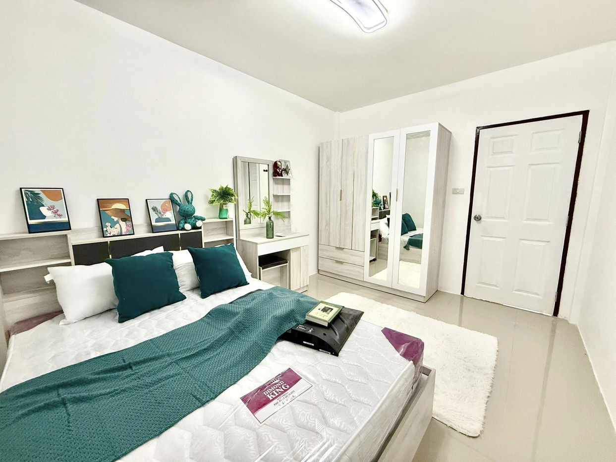 picture Single-Storey Townhouse for Sale in East Pattaya - 9/15