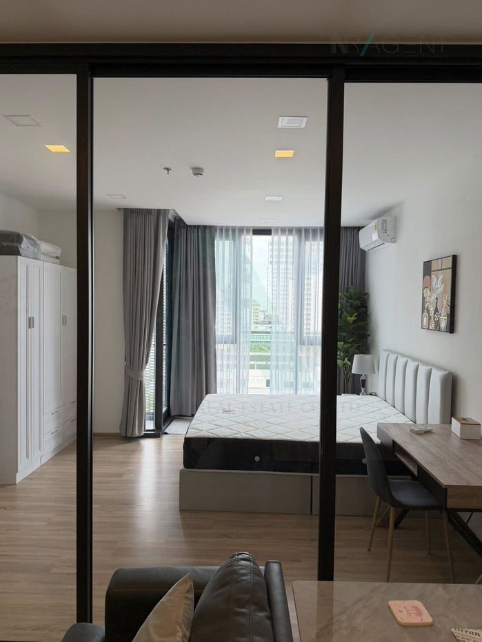 picture 🎉 For Rent Condo XT PHAYATHAI Building B, Floor 12,1 bed room, Room size 42 sqm - 2/8