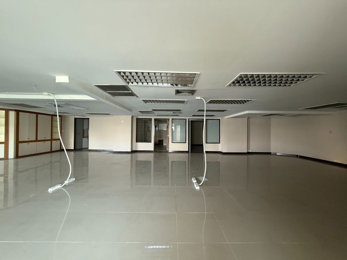 รูป ให้เช่าออฟฟิศ ฮิลล์ไซด์คอนโด ชั้น 4 ขนาด 200 ตร.ม. (ID:053BR) - รูปที่ 28/29